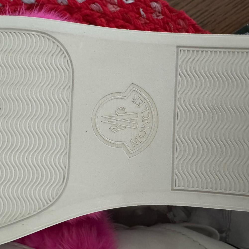 Moncler Sneakers with Pink Fur and White Base - Picture 4 of 6